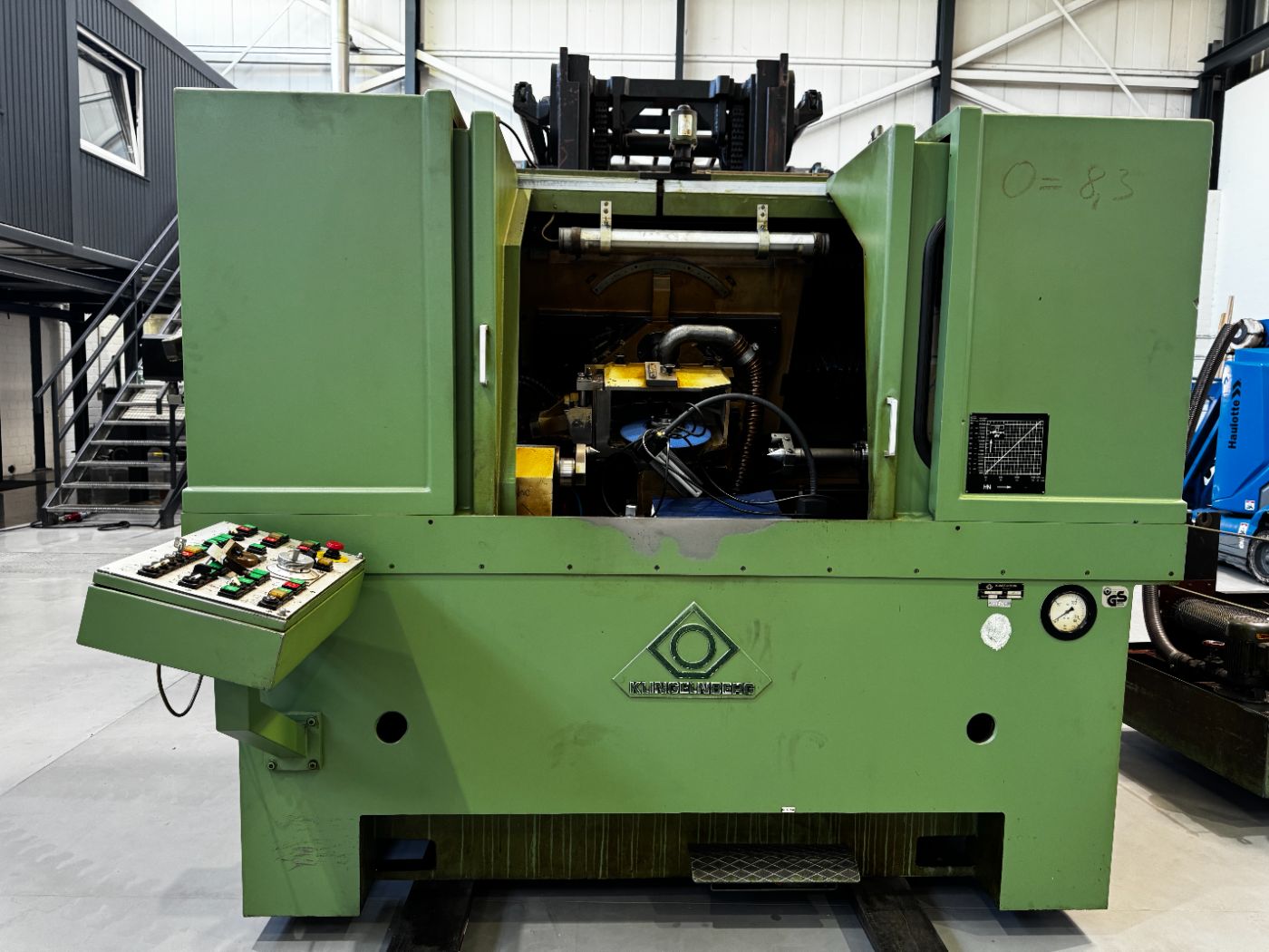 Klingelnberg SNC 30 Tool Grinder
