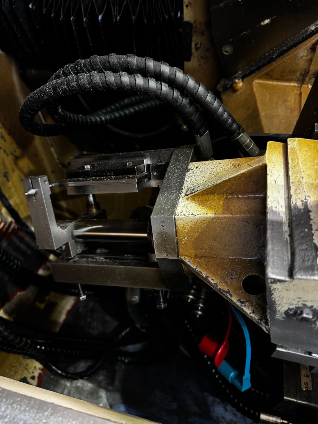 Klingelnberg SNC 30 Tool Grinder