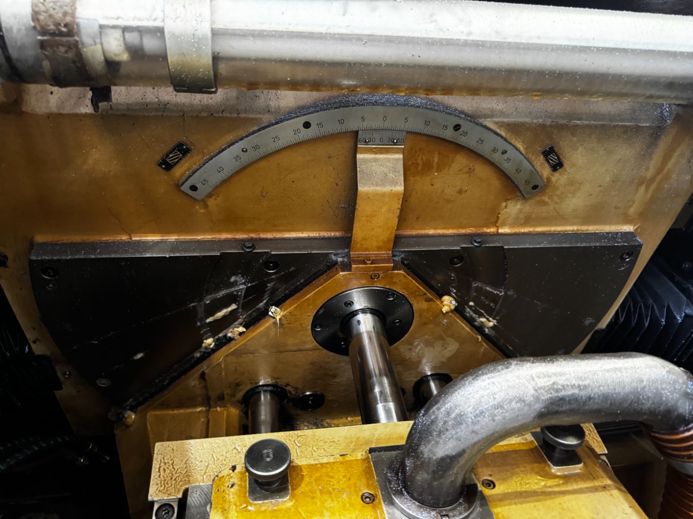 Klingelnberg SNC 30 Tool Grinder