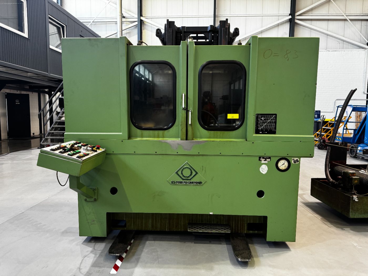 Klingelnberg SNC 30 Tool Grinder