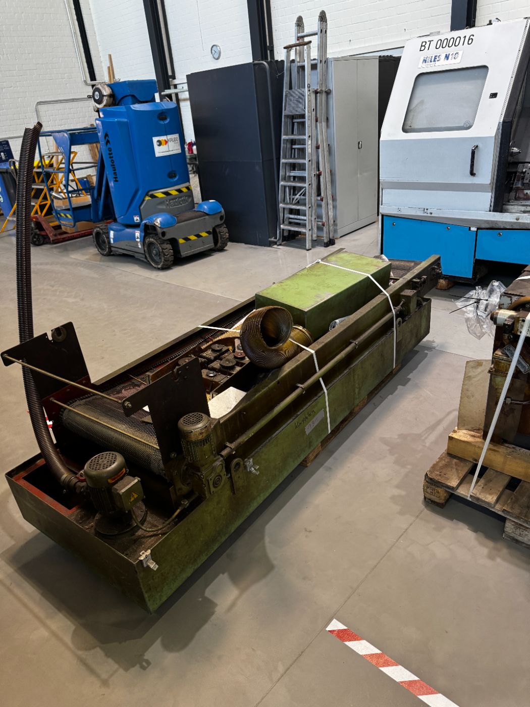Klingelnberg SNC 30 Tool Grinder