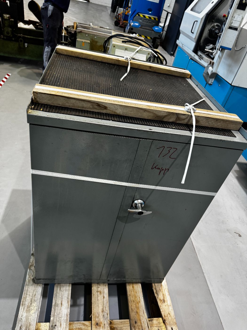 Kapp AST 305 B Hob Grinding Machine