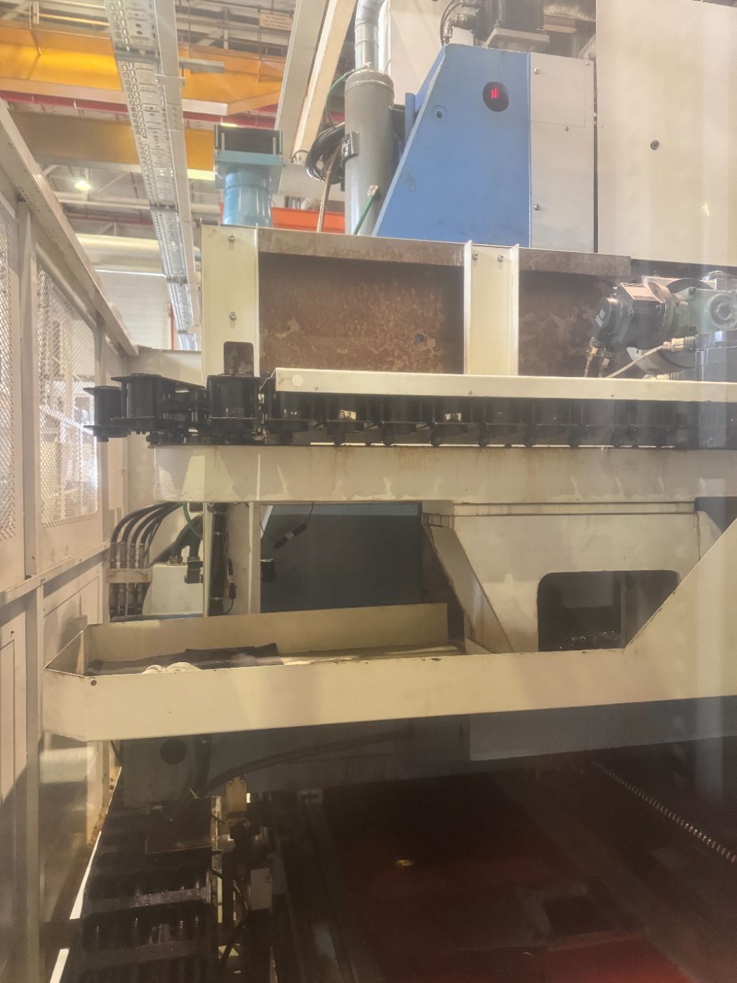 MAZAK VTC 300 Vertical Machining Center