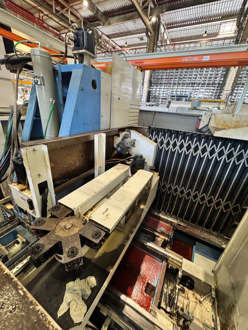MAZAK VTC 300 Vertical Machining Center