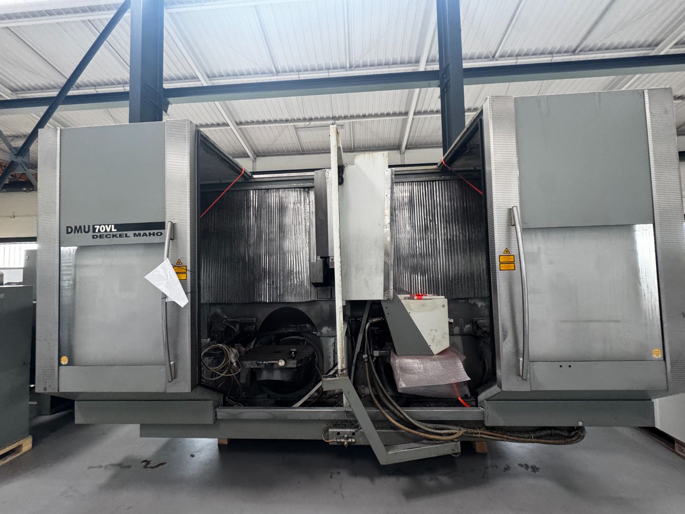 Deckel Maho DMU 70 VL 5-Axis Universal Machining Center