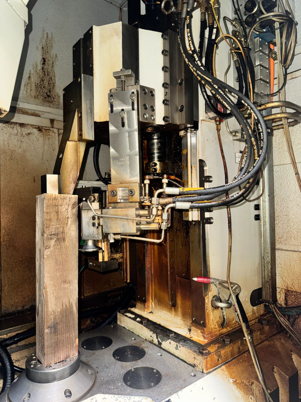 Liebherr LFS 223 Gear Shaping Machine