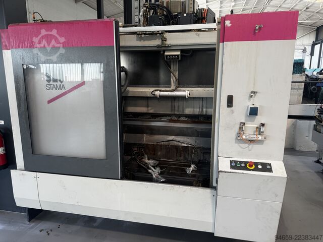STAMA MC 334 Vertical Machining Center