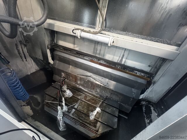 STAMA MC 334 Vertical Machining Center