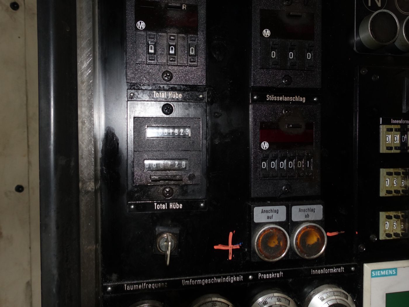 SCHMID PRESS T3-400 3