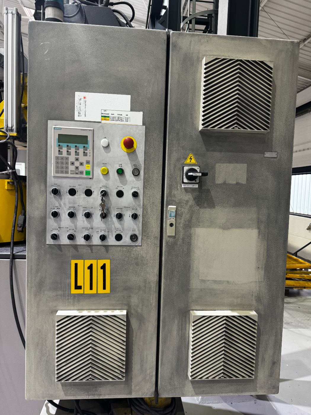 Wheel Rim Brushing and Deburring Machine