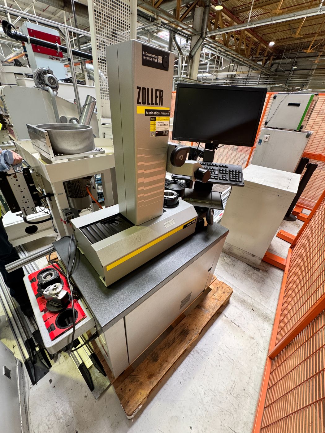 ZOLLER Smile 400 Tool Presetter w/ Pilot 3